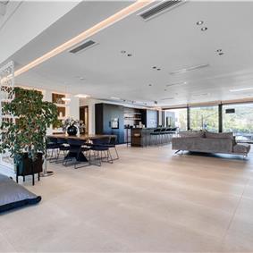 5 bedroom luxury seaside villa with indoor & outdoor pool, near Acharavi, sleeps 10